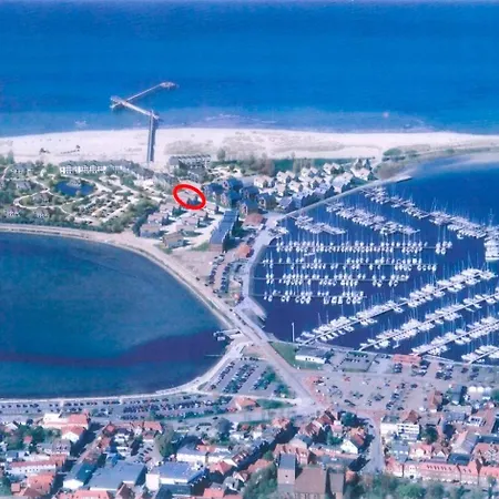 Ostsee - Reetdachhaus Nr 10 