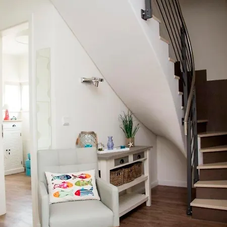 Ostsee - Reetdachhaus Nr 10 